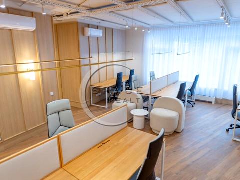 коммерческая по адресу Бусловська, 12