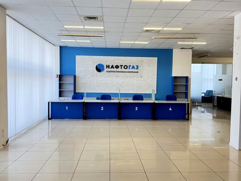 комерційна за адресою Металургів просп., 2а