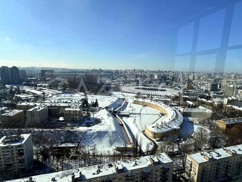 комерційна за адресою Лесі Українки бульв., 7-А