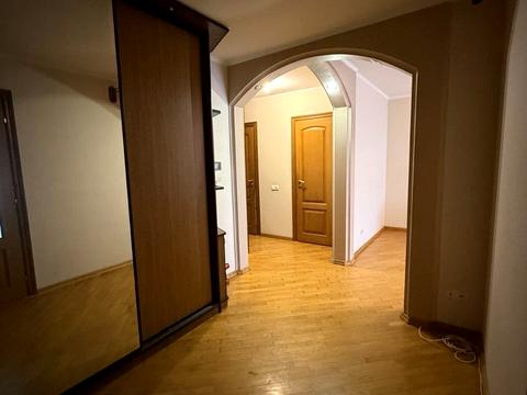 квартира за адресою Короленка вул., 33