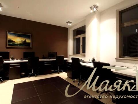 комерційна за адресою Велика Васильківська вул. (Червоноармійська), 67/7