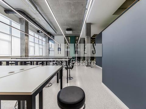 комерційна за адресою Олександра Мишуги вул., 10