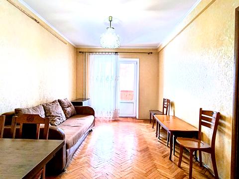 квартира за адресою Ореста Левицького вул. (Академіка Курчатова), 3-А