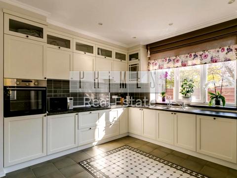 будинок за адресою Дружби вул.