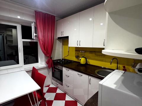 квартира по адресу Романа Ратушного ул. (Волгоградська), 37