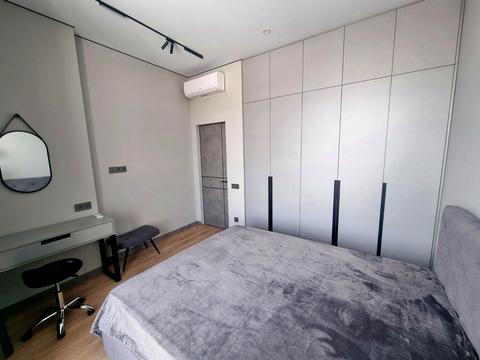 квартира за адресою Ґарета Джонса вул. (Сім'ї Хохлових), 12-А