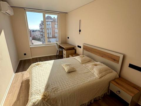 квартира по адресу Степана Бандеры ул., (Будинок 4)