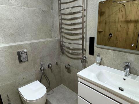 квартира по адресу Степана Бандеры ул., (Будинок 4)