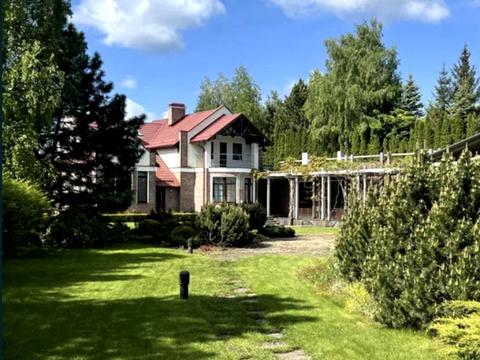 дом по адресу  ул.