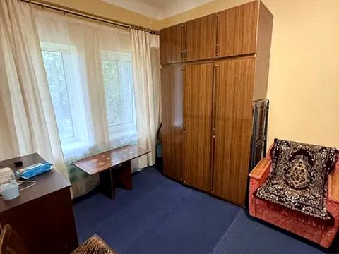 будинок за адресою Підмонастирська вул., 10