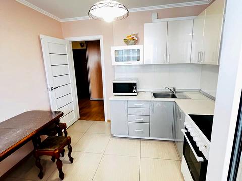 квартира за адресою Червоної Калини просп. (Володимира Маяковського), 70