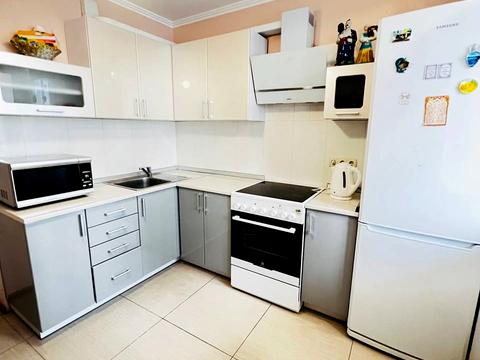 квартира за адресою Червоної Калини просп. (Володимира Маяковського), 70