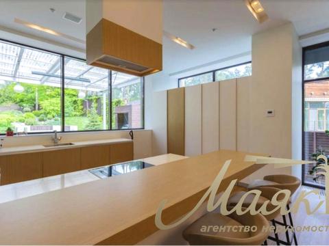 будинок за адресою смт. Козин, Берегова вул.