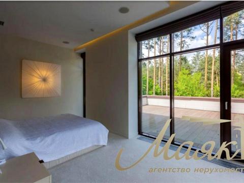 будинок за адресою смт. Козин, Берегова вул.