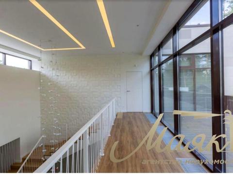 будинок за адресою смт. Козин, Берегова вул.