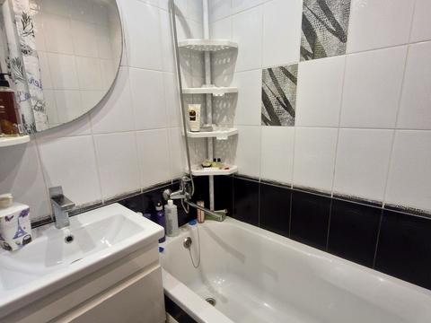 квартира за адресою Житомир, Космонавтів вул., 12