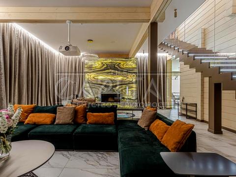 будинок за адресою Молодіжна вул., 55