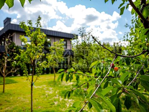 будинок за адресою Молодіжна вул., 55