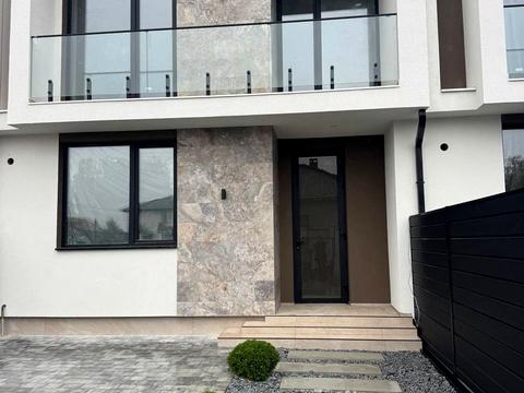 будинок за адресою Тичини