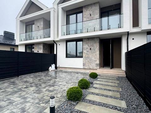 будинок за адресою Тичини