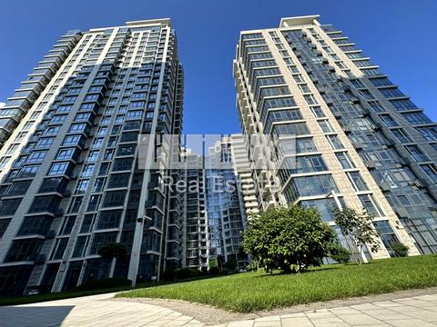 паркомісце за адресою Андрія Верхогляда вул. (Михайла Драгомирова), 3