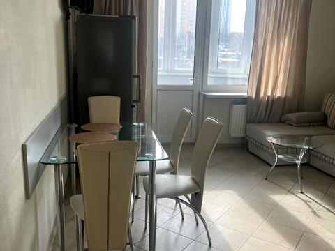 квартира по адресу Голосеевский просп. (40-летия Октября), 30-Б