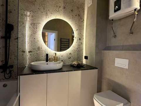 квартира за адресою Генуезька вул., (Будинок 3)