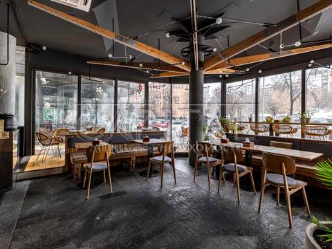 коммерческая по адресу Жилянская ул., 75