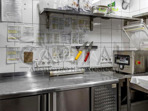 коммерческая по адресу Жилянская ул., 75