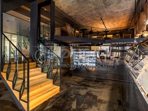 коммерческая по адресу Жилянская ул., 75