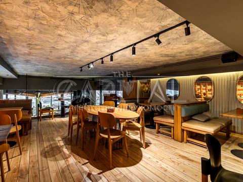 коммерческая по адресу Жилянская ул., 75