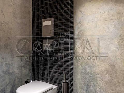 коммерческая по адресу Жилянская ул., 75