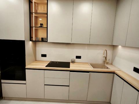 квартира за адресою Олександра Олеся вул., 27-А