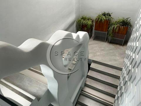 комерційна за адресою Територіальної оборони, 111