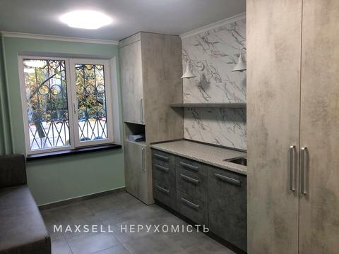 комерційна за адресою Михайла Лушпи просп., 31