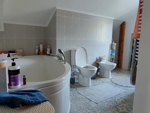 будинок за адресою Дружби народів