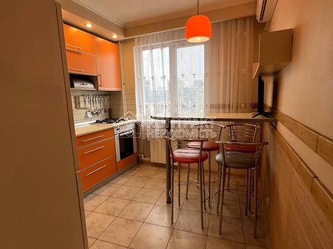 квартира за адресою Бучми вул. (Командарма Уборевича), 20