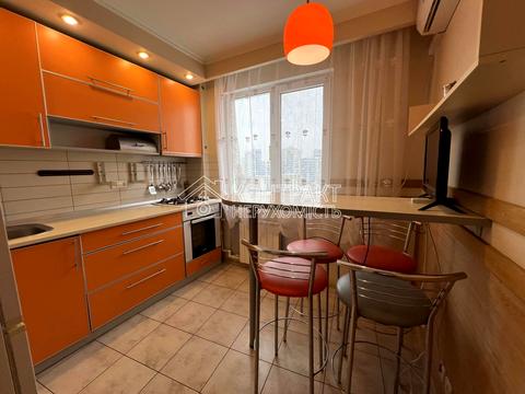 квартира за адресою Бучми вул. (Командарма Уборевича), 20