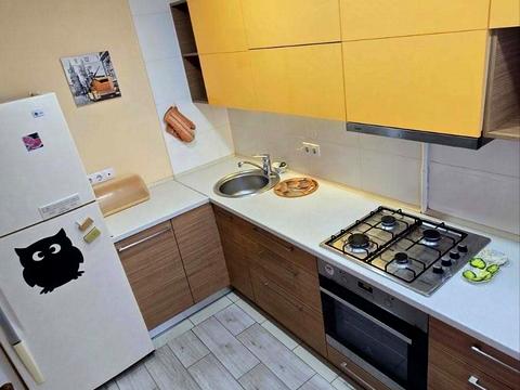 квартира за адресою Метробудівська вул., 1