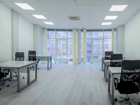 комерційна за адресою Євгена Коновальця вул. (Щорса), 32-Б