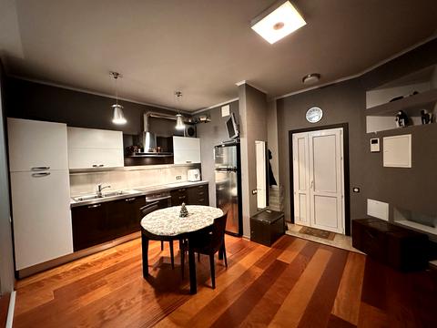 квартира за адресою Євгена Коновальця вул. (Щорса), 36-В