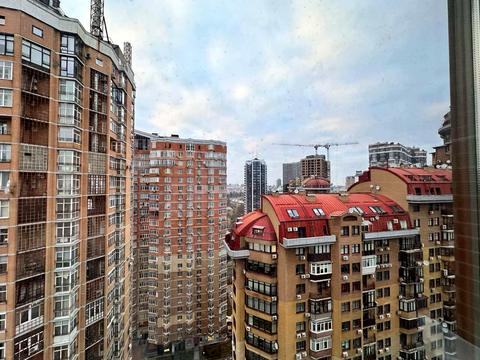 квартира за адресою Євгена Коновальця вул. (Щорса), 36-В