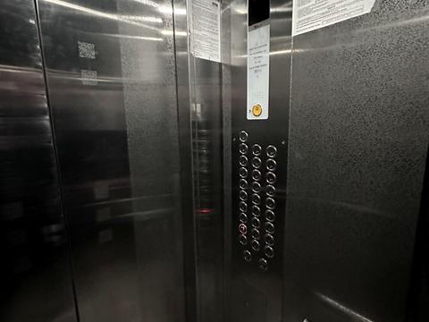 квартира за адресою Євгена Коновальця вул. (Щорса), 36-В