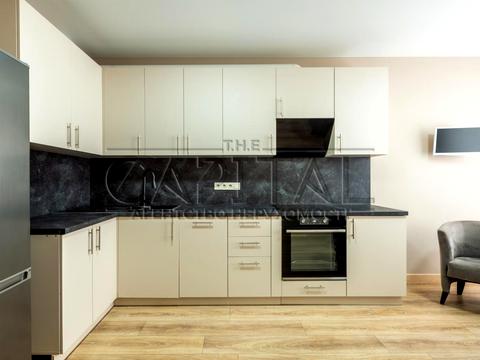 квартира за адресою Причальна вул., 12