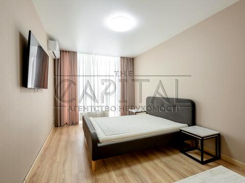 квартира за адресою Причальна вул., 12