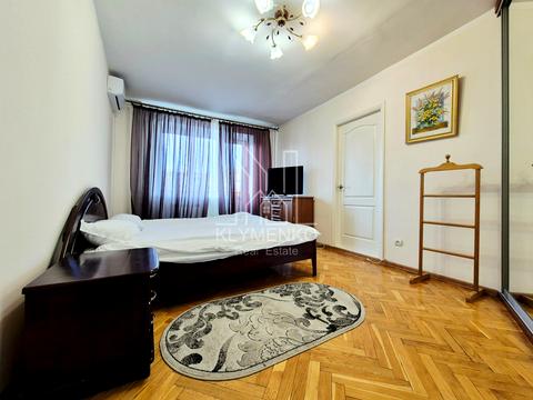 квартира по адресу Шота Руставели ул., 25