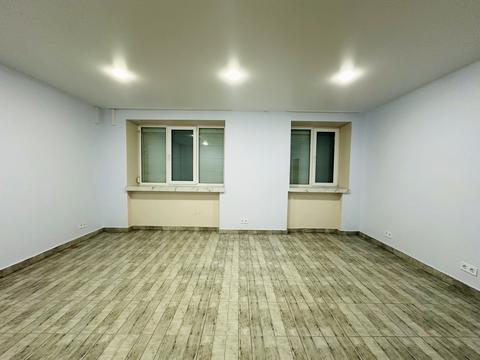 комерційна за адресою Ольгерда Бочковського вул., 26