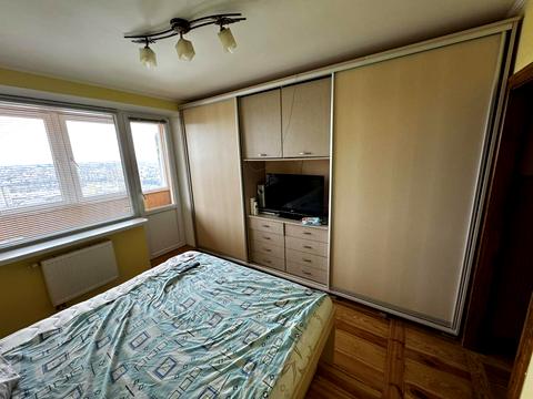 квартира за адресою Антонича, 22