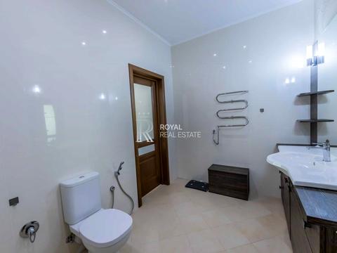 будинок за адресою с. Петропавлівська Борщагівка, Княгині Ольги вул.