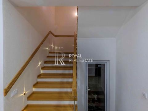 будинок за адресою с. Петропавлівська Борщагівка, Княгині Ольги вул.